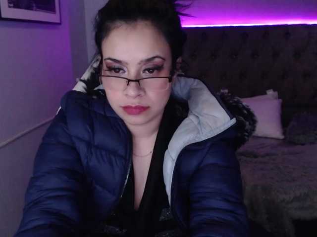 Фотографії Lunaaylin If you provoke me, I answer you #sexy#queen#latina #young #gag #cute