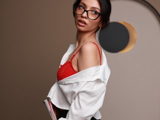 Еротичний відеочат LunaraAdams