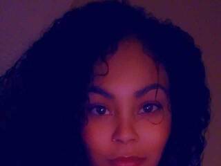 Еротичний відеочат Lushylashae