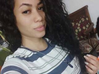 Еротичний відеочат LuuBrown