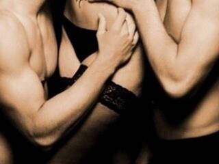 Еротичний відеочат LuxuryDoll18