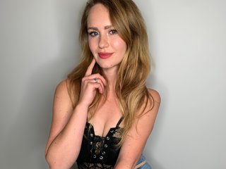 Еротичний відеочат LyraAngelic