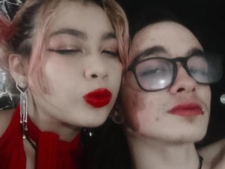 Еротичний відеочат madamecherry-777