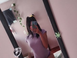 Еротичний відеочат MissDamn