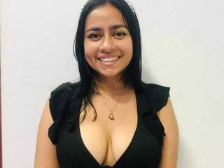 Еротичний відеочат MaddisonDaniels