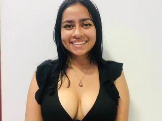 Еротичний відеочат MaddisonDaniels