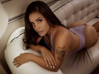 Еротичний відеочат MaddyLewis