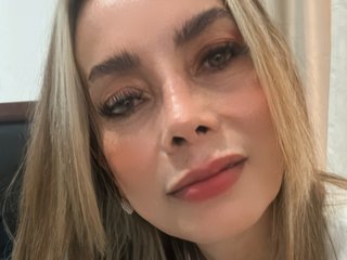 Еротичний відеочат Madelynbroke