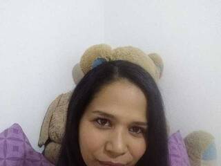 Еротичний відеочат madelynmod