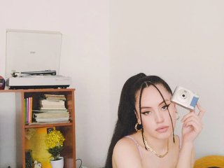 Еротичний відеочат Madisson-tay