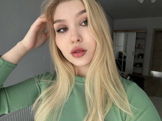 Еротичний відеочат maebarbie