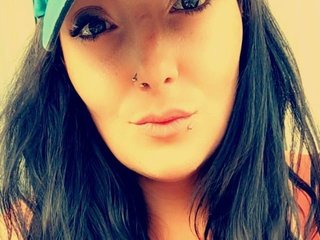 Еротичний відеочат MaevaHot