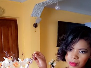 Еротичний відеочат Maha19x