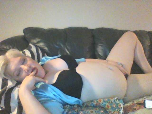 Скріншоти передачі MakeOutBandit