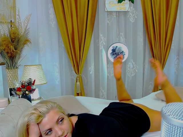 Фотографії Malvvina Bonjour Hello! :*:* Lovense starts from 10!