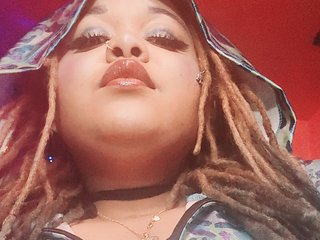 Еротичний відеочат MamaWitch