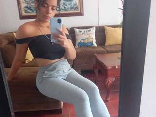 Еротичний відеочат mariana-portada