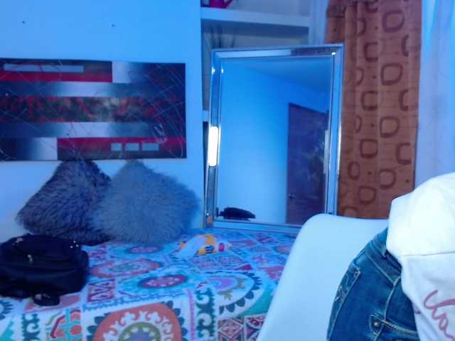 Фотографії marianesantos Hello Guys Welcome To My Room Enjoy The Show And Complete My Goal Stripers: 20tk Full Naked: 120tk Fingers In Pussy: 150tk Show Ass + Show Pussy 200tk Cum, Squirt , Anal, Toys 800tk