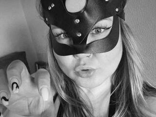 Еротичний відеочат MariKyri