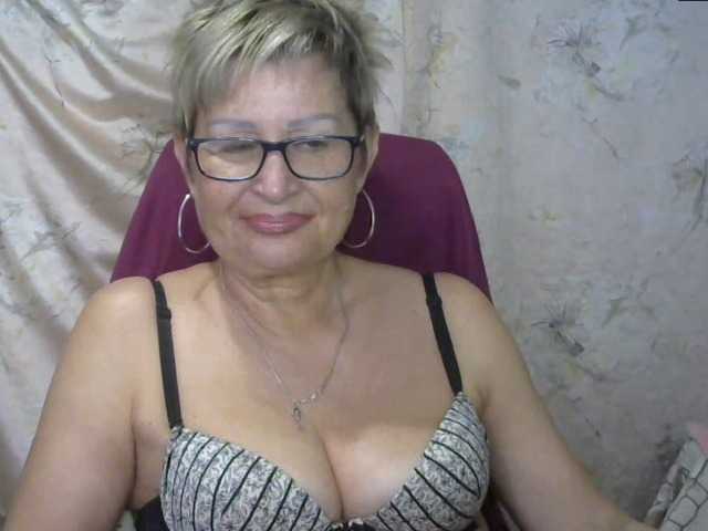 Фотографії MatureLissa Who wants to see mature pussy ? pls for @total English and German