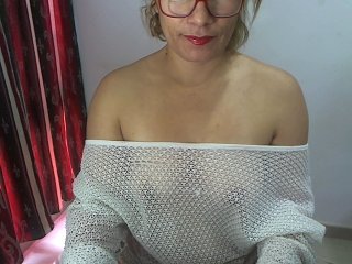 Фотографії maturesmilfx9 sqrt.350. dp 250,dildo pussy 150 lovense active 300, flash 30