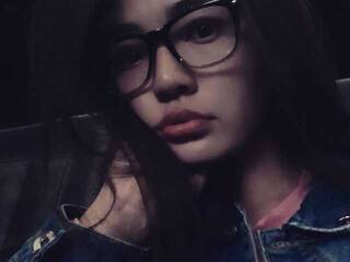 Еротичний відеочат MaviSuno