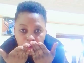 Еротичний відеочат maya-pretty