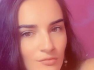 Еротичний відеочат Maya101