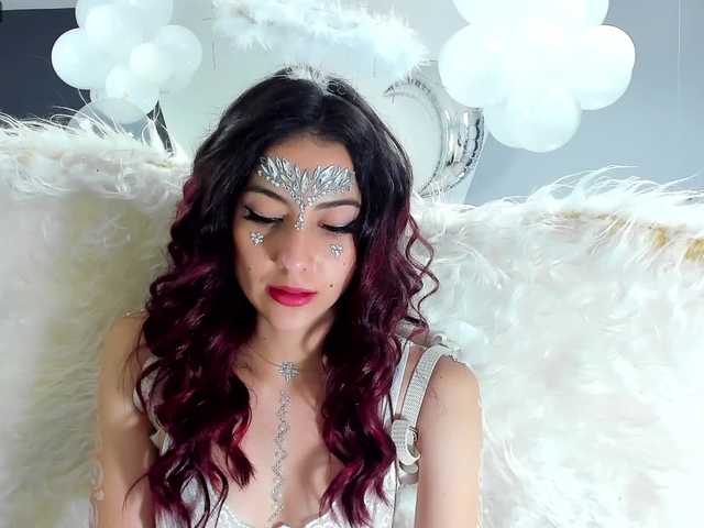 Скріншоти передачі MayaHicks