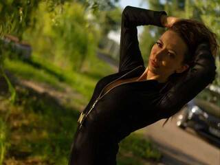 Еротичний відеочат MayaHipnoteyes