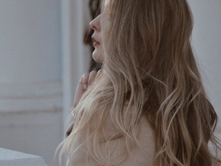 Еротичний відеочат MegannW