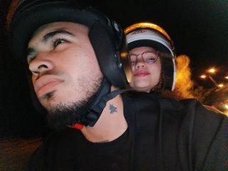 Еротичний відеочат mell-omar-hot