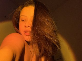 Еротичний відеочат melmiranda01