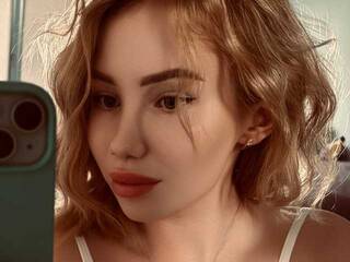 Еротичний відеочат MerriiiRosalee