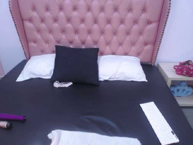 Скріншоти передачі Mia-simons