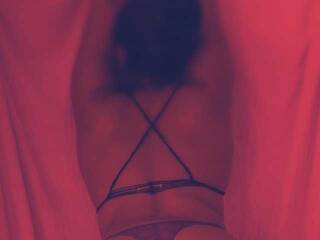 Еротичний відеочат Mia023