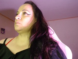 Еротичний відеочат miaabrownn2