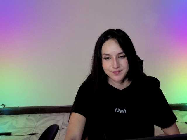 Скріншоти передачі MiaLozano