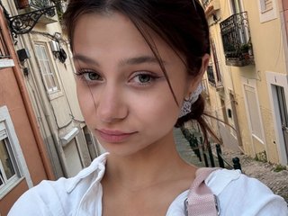 Еротичний відеочат MiaRouxie