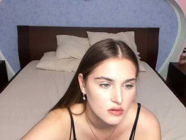 Скріншоти передачі MichelleAlso