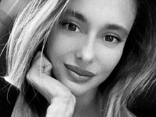 Еротичний відеочат Mikkajul