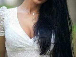 Еротичний відеочат milannochka