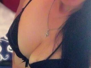 Еротичний відеочат MilfFlower