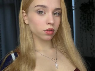 Еротичний відеочат MiliLove12