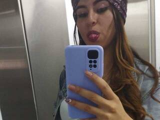 Еротичний відеочат Milodavies