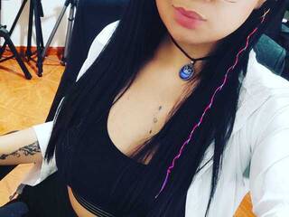 Еротичний відеочат miluevans