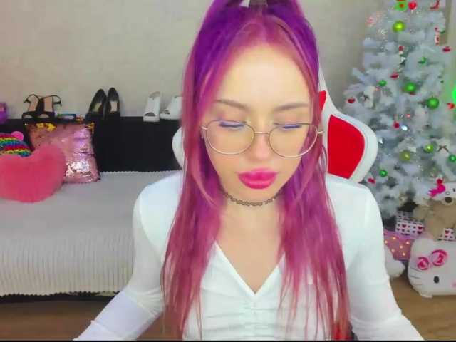 Фотографії MindyKally touch ass(40) touch tits (45)kiss you(20)dance(50)show outfot(15)show panties(23)suck dildo(70)suck anal plug(35)say your name(10)touch myself(45)flowers for flower(15)kiss(24) (❤❤❤Merry Christmas !❤❤❤ )