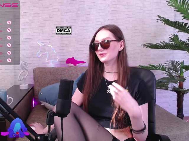 Скріншоти передачі RumGirl