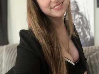 Еротичний відеочат MirannaCult