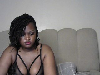 Еротичний відеочат miss-caramel